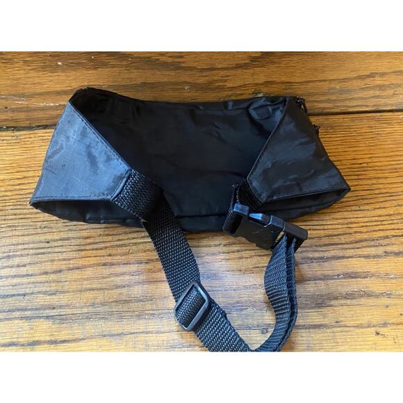 Used Vintage 90s Lazer Sport Fanny Pack Travel Bag Black Waist Belt - Picture 3 of 4